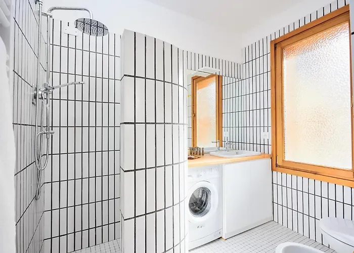 Italian Design Small Attic شقة بولونيا