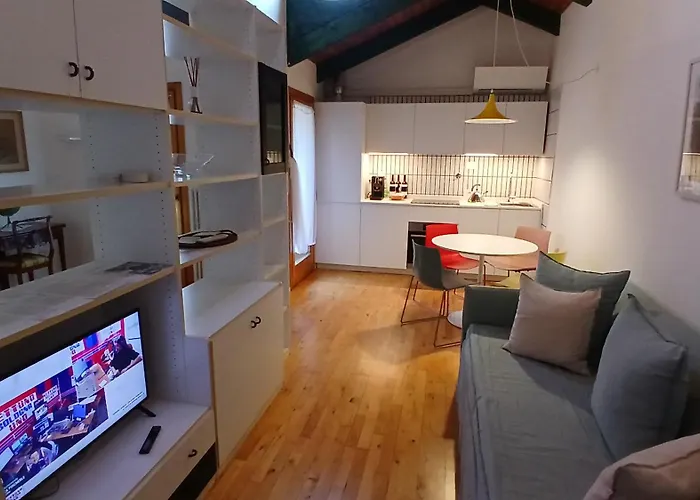 Italian Design Small Attic بولونيا