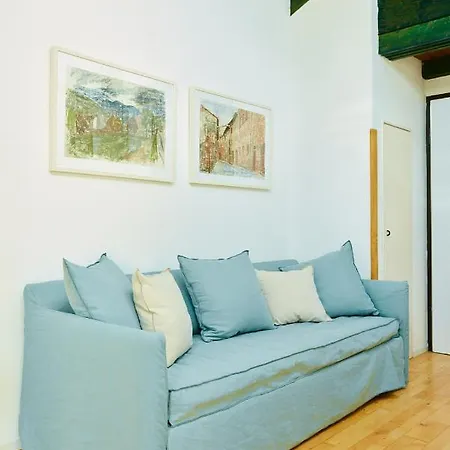 Apartment Italian Design Small Attic Bologna