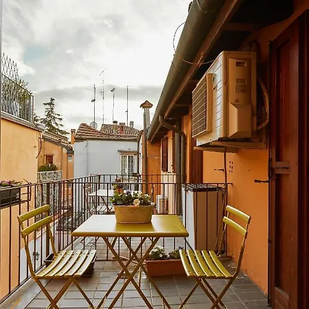 Italian Design Small Attic Apartment *